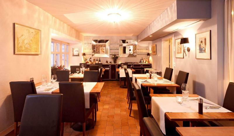 Hotel Roessli 3*