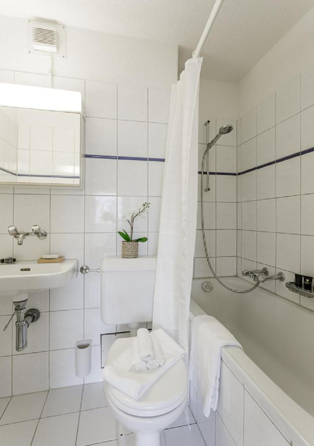 Swiss Star Tower - Self Check-in Apartment