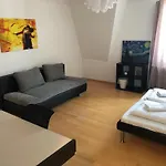 Apartment With Rooftop Garden