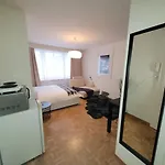 Airhome 4S Small Studio In The City Center