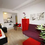 Hitrental Stauffacher Apartments