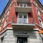 Easyhotel Zuerich West