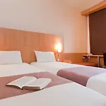 Ibis Zuerich Messe Airport