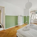 Central Apartment For City Explorers 222