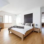 Nest - Kanzleistrasse 225
