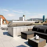 Nest - Kanzleistrasse 225