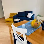 Cozy Home Apartment