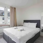 Urban Oasis With Queen Bed And View Be-43