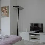 Heart Of Zurich Modern Studio Hg4