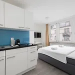 Urban Oasis With Queen Bed And View Be-48