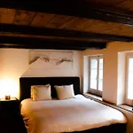 Many\'S Historical City Central Apartments
