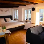 Many\'S Historical City Central Apartments