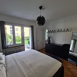 2 Bedroom - Kingsize Bett - Garten - Parken - Kueche