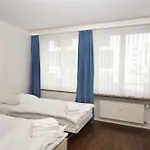 Stylish 2Br Near Lake - Flower 3