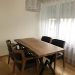 Bright And Quiet Studio In The City Center - Sky11