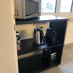 Cozy, Sunny, City Center 1 Bedroom Flat
