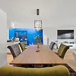 Exclusive Spacious Apt. With Garden In Zurich