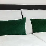 Beautiful Apartment In Old Town House City Center
