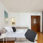 Beautiful Apartment In Old Town House City Center