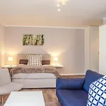 Reloc Serviced Apartments Zurich-Oerlikon