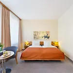 Glaernischhof By Trinity