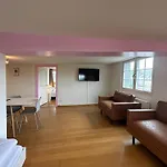 Hitrental Limmatquai Apartment