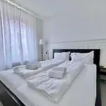 Citycentral 2 Bedroom Flat Near Main Station