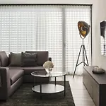 Spacious 1 Bedroom Apartment With Balcony