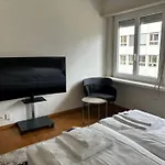Very Central Studio Near Lake - Cross 2