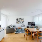 Stylish Penthouse In The City - Sun 17