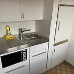 Comfy Studio Near City Center - Marble 6