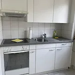 Practical Studio Nearby Lake - Cross 6
