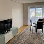 2Br Near City Center - Vineyard 21