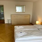 2Br Near City Center - Vineyard 21