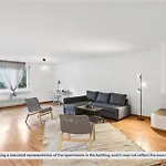 Spacious Apartment In Zurich