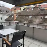 Modern 1Br With In Trendy Area - West 10