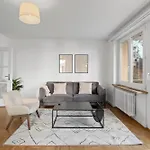 Lovely Flats In Great Location