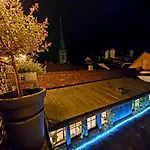 Executive Studio In Pedestrian Area
