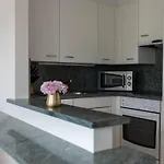 Charming 1Br Apartment In The Old Town - Uz4