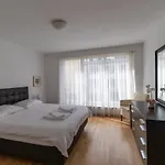 Charming 1Br Apartment In The Old Town - Uz4