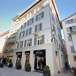 Room In Famous Area - Stork 31