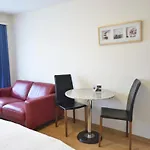 Nice Studio In The City Center - Crown 21