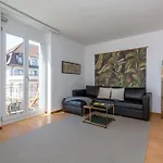 Kaya Zurich Apartment 4B
