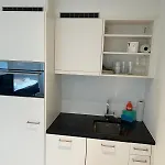Stunning Apartment With Balcony, Zurich Center Bernina 43 - Self Checkin