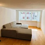 Amazing Apartments In The Heart Of Zurich Old Town Glocken - Self Checkin