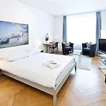 Jenatsch Apartments