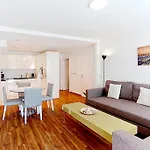 Premium Apartments By Livingdowntown