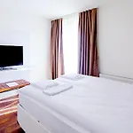 Suite Apartments By Livingdowntown