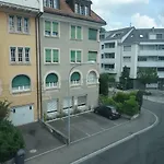 Superb Bright Apartment With Pocket Wifi !!