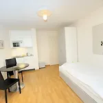 Charming Studio In The Center - Crown 23